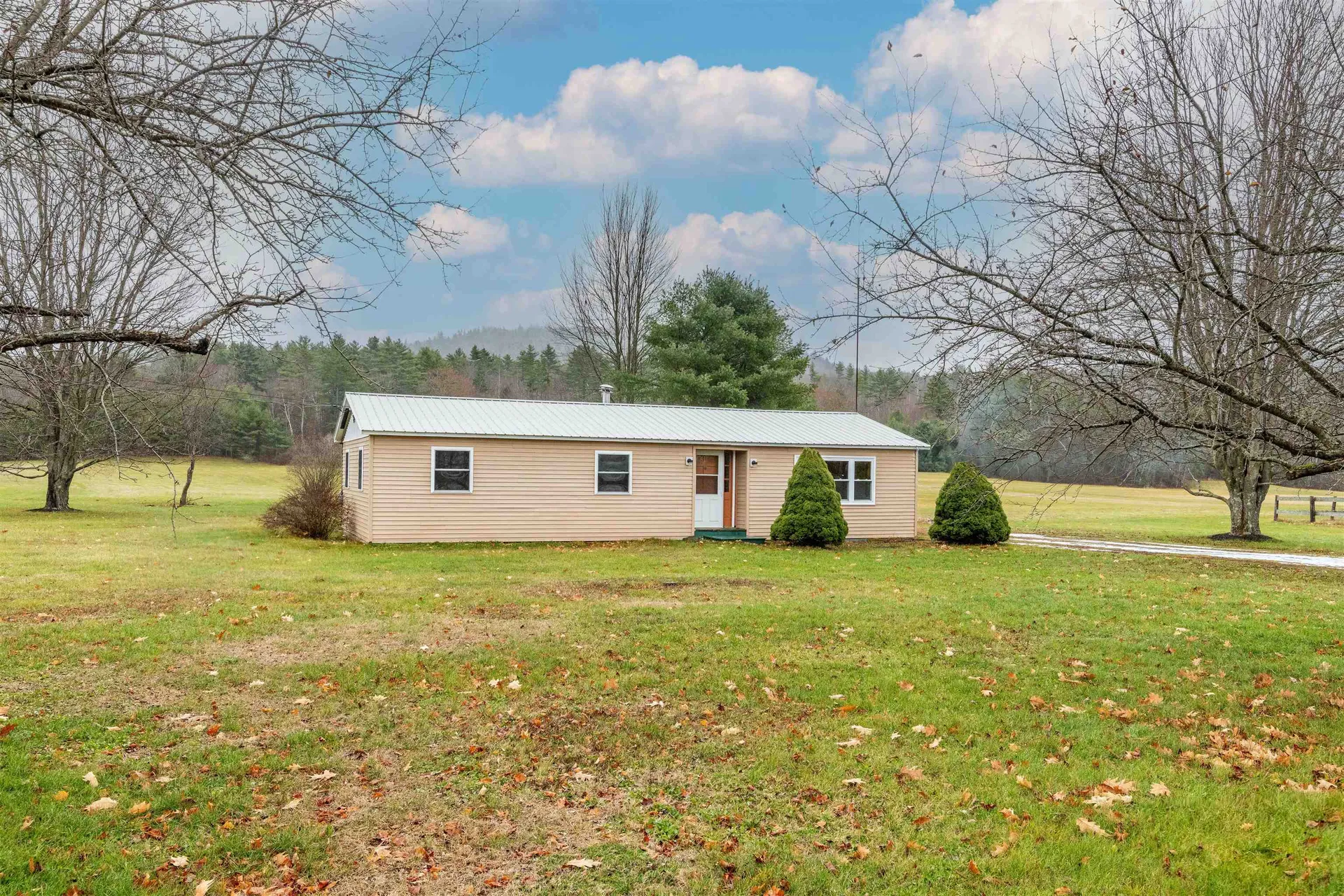 2276 County Road Haverhill NH 03774