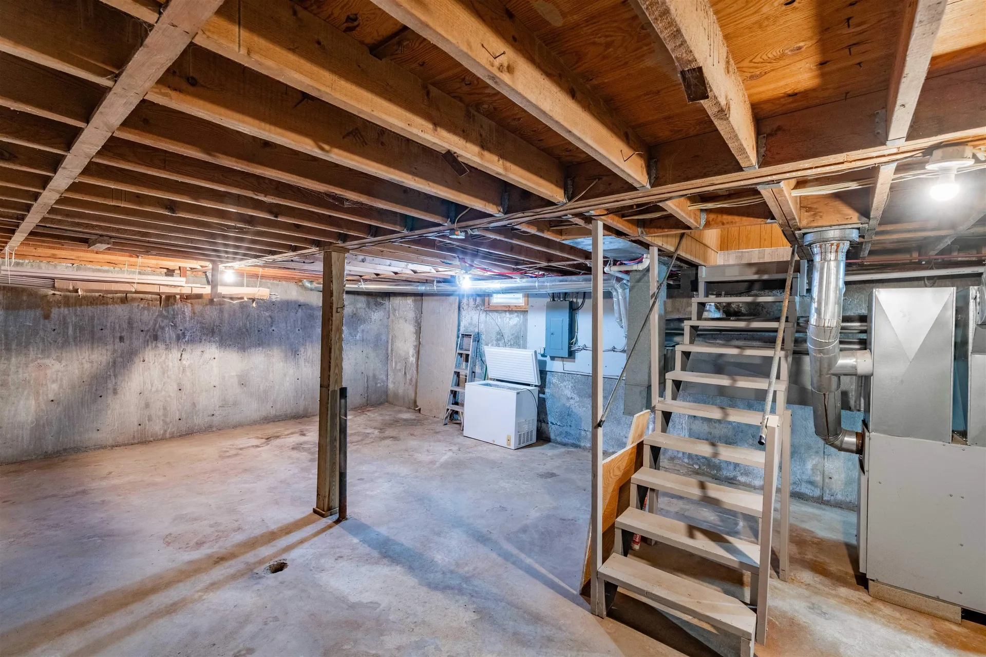 2276 County Road Haverhill NH 03774