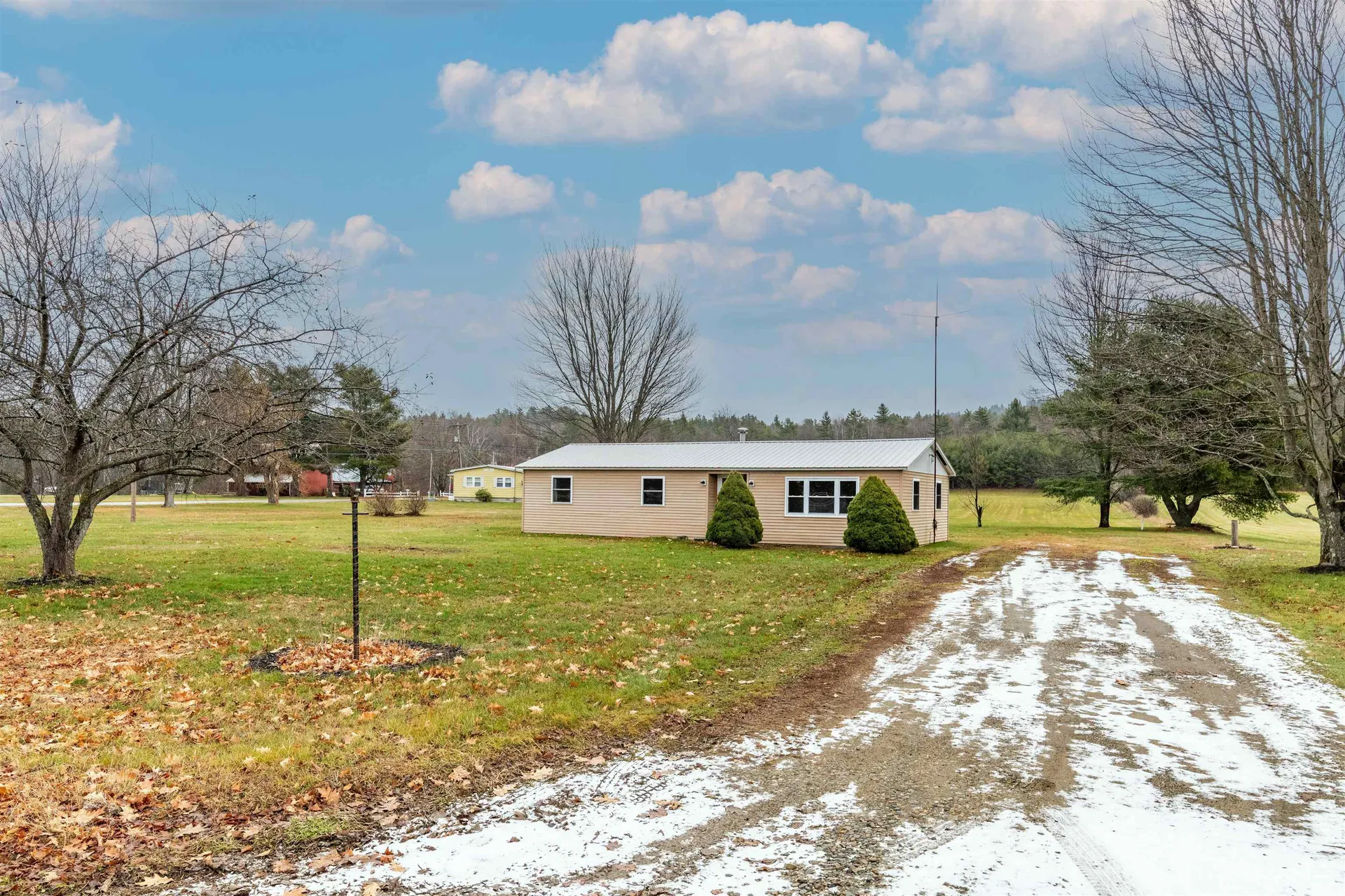 2276 County Road Haverhill NH 03774