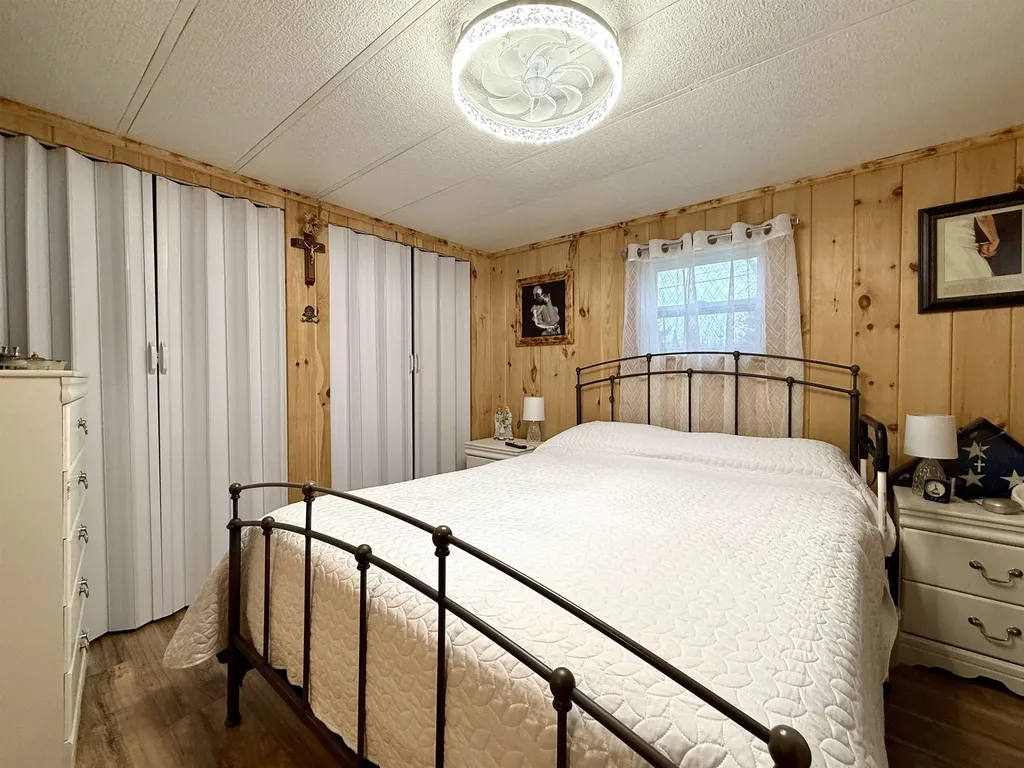 10 1st Street Lancaster NH 03584