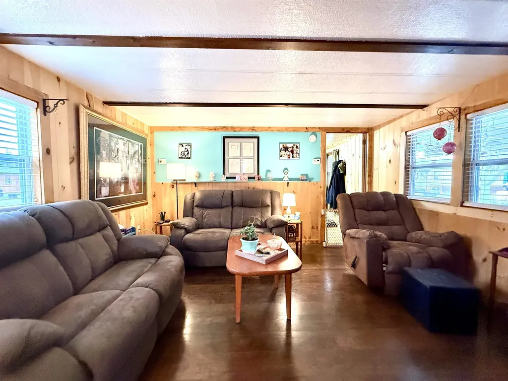 10 1st Street Lancaster NH 03584