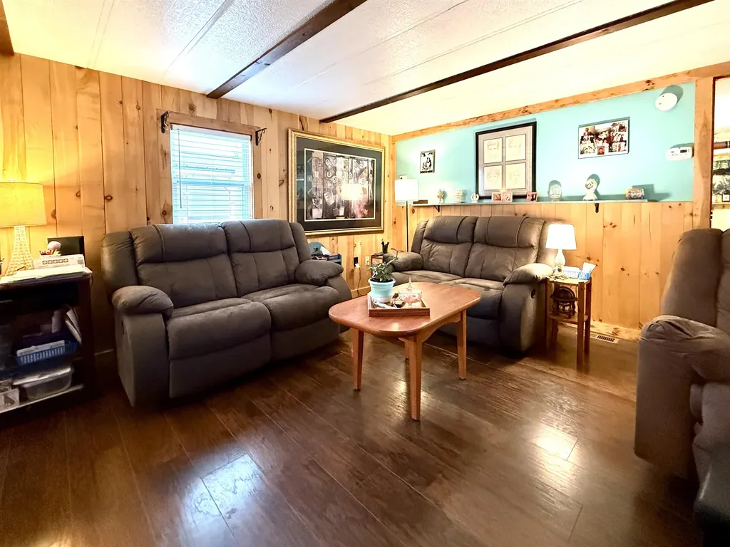 10 1st Street Lancaster NH 03584