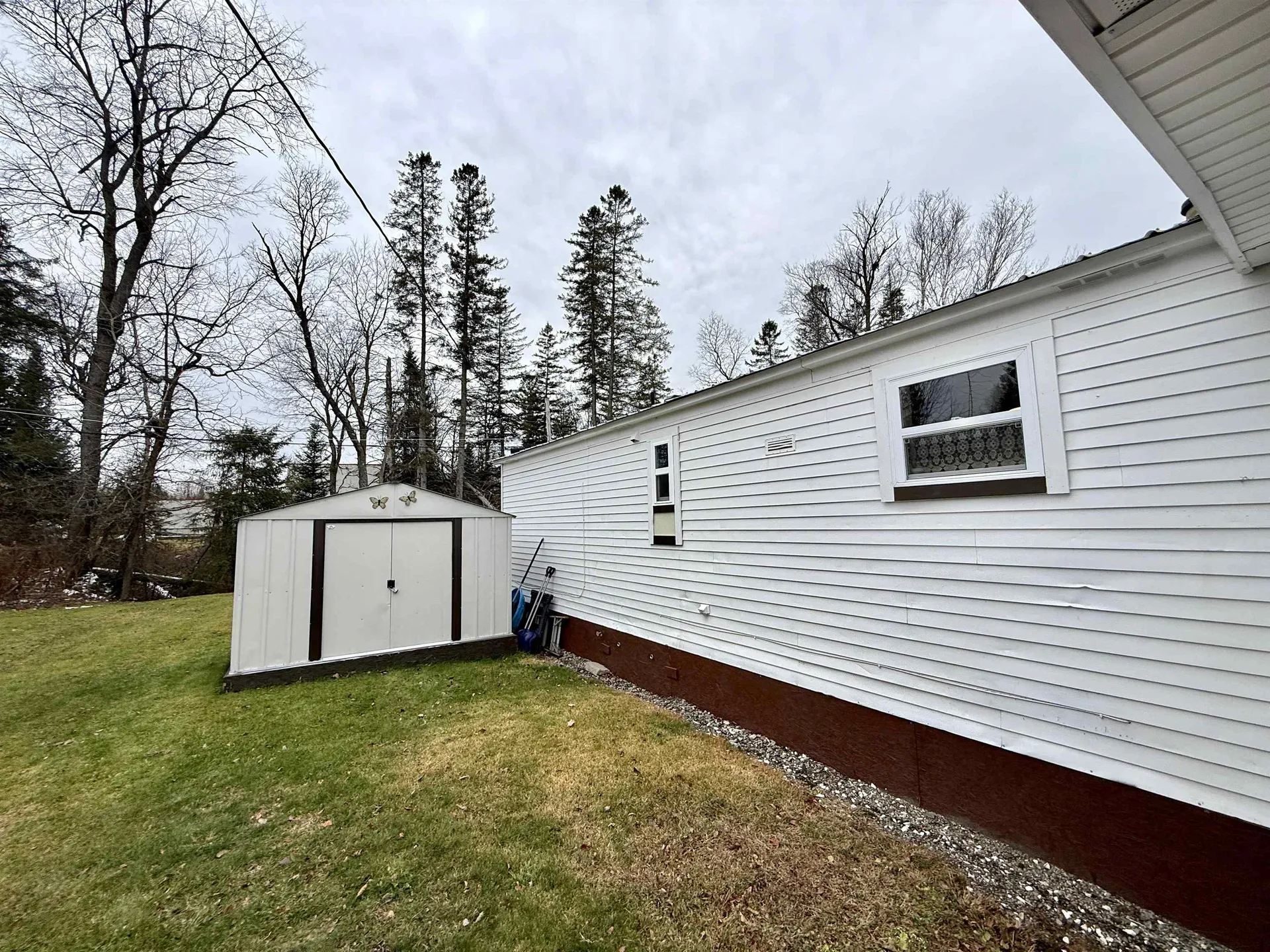 10 1st Street Lancaster NH 03584