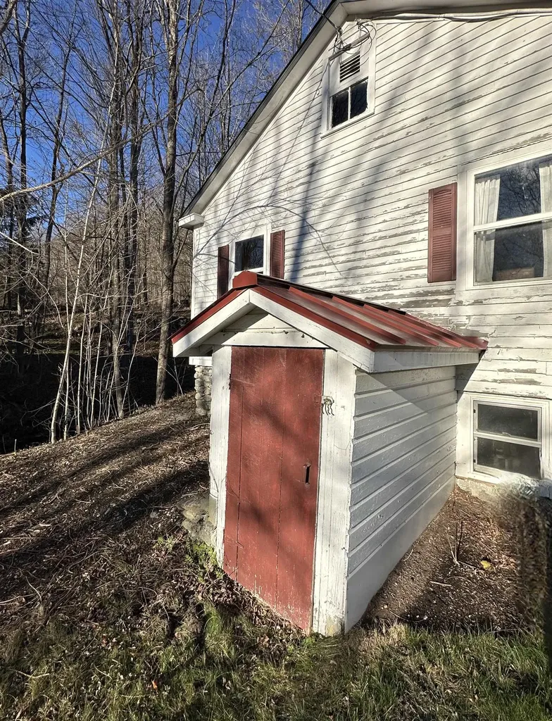 47 Waite Hill Road Pawlet VT 05761