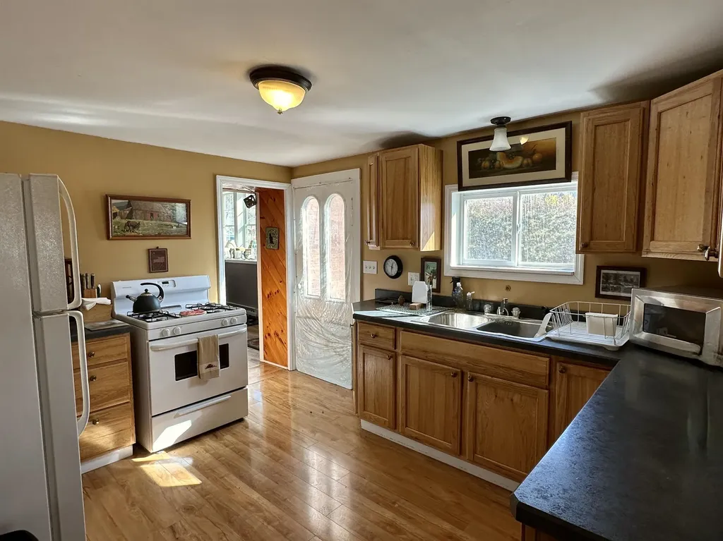 47 Waite Hill Road Pawlet VT 05761