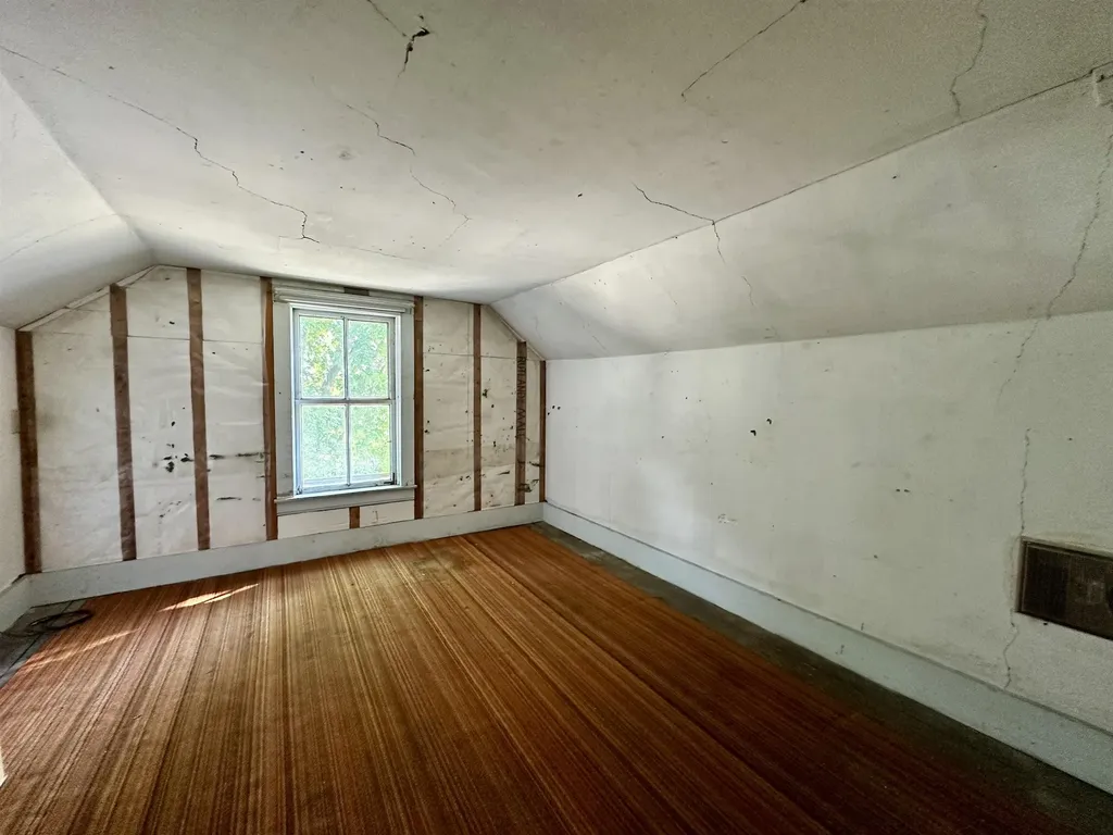 29 Hopkins Street Rutland City VT 05701