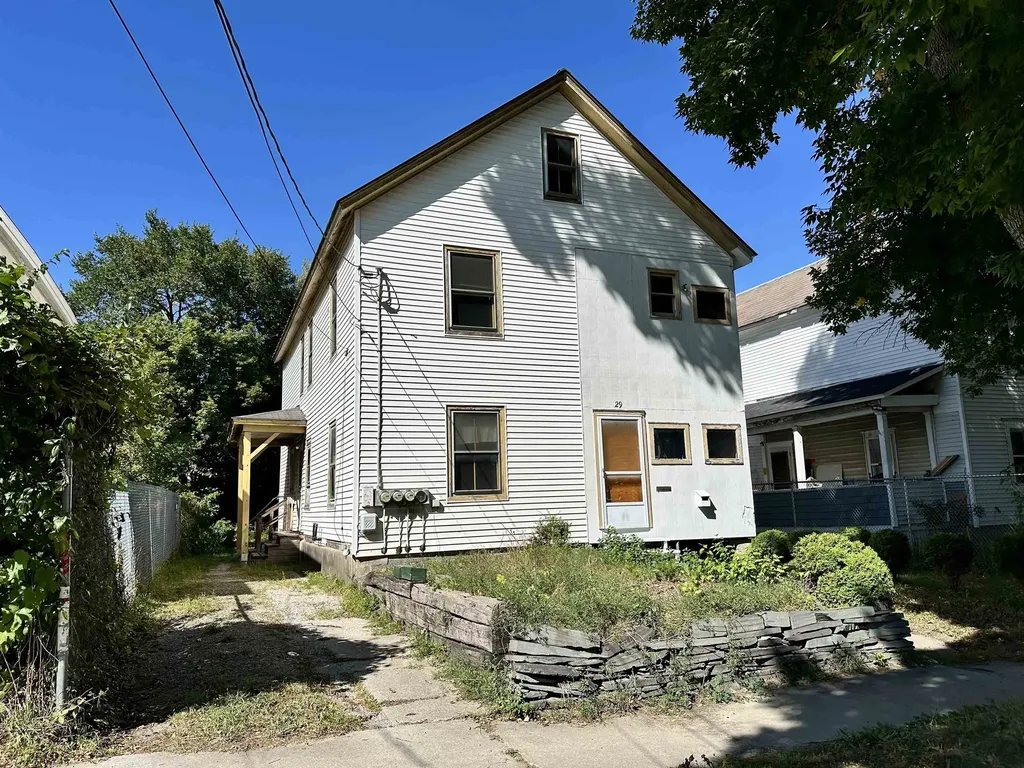 29 Hopkins Street Rutland City VT 05701