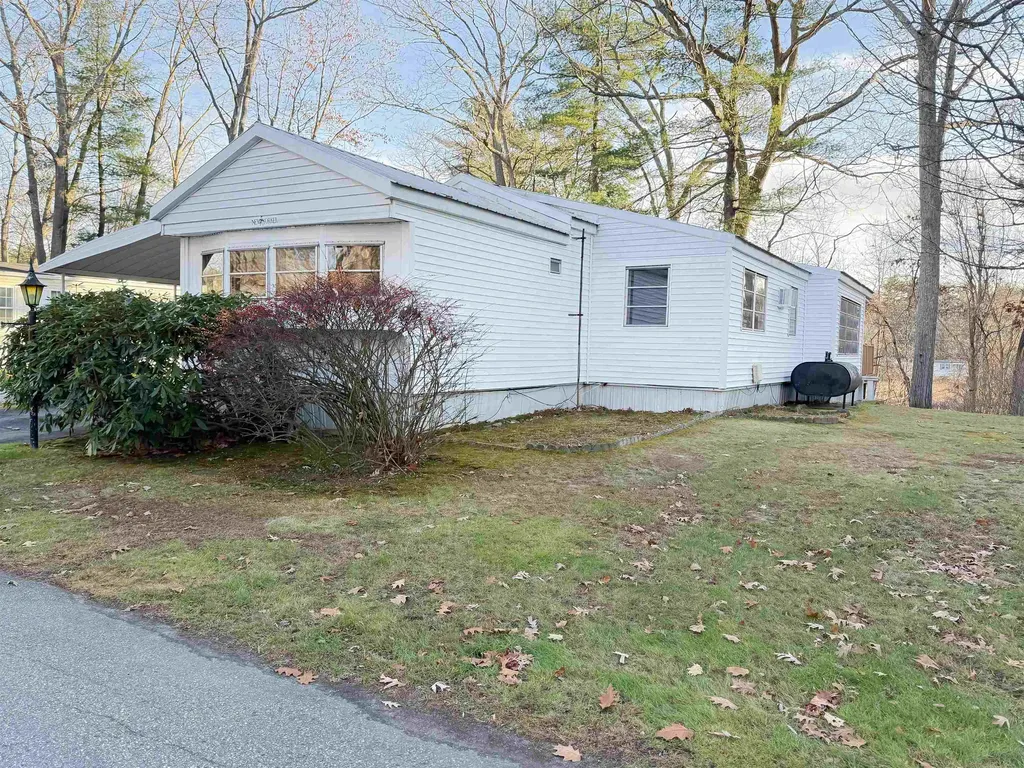 807 Nottingham Drive Exeter NH 03833