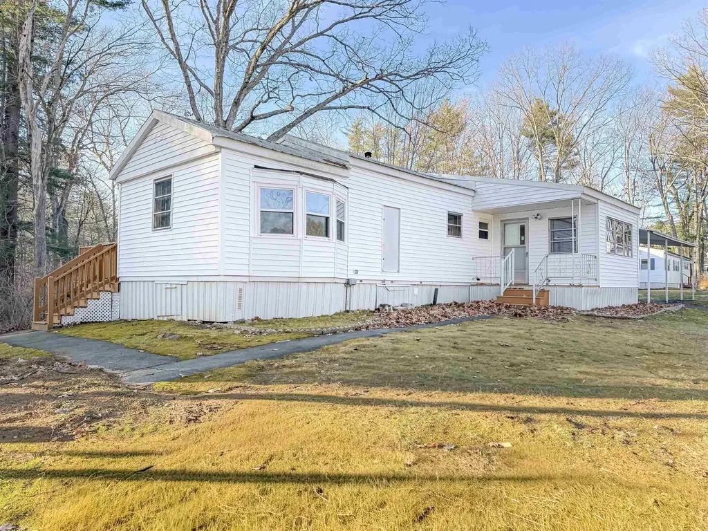 807 Nottingham Drive Exeter NH 03833