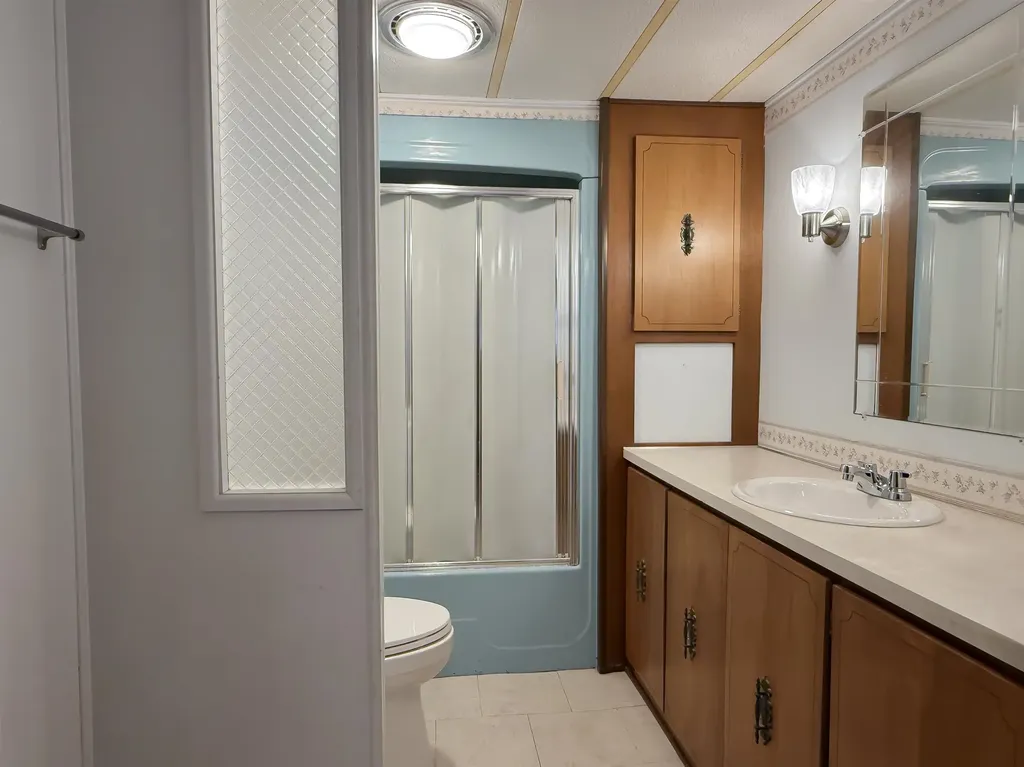 807 Nottingham Drive Exeter NH 03833