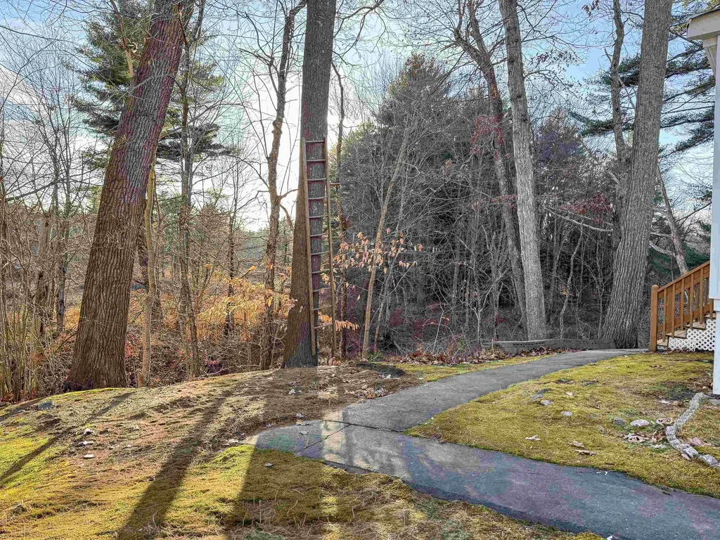 807 Nottingham Drive Exeter NH 03833