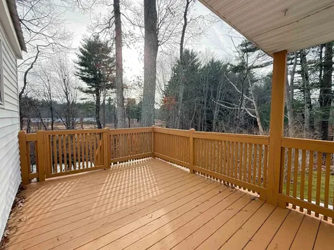 807 Nottingham Drive Exeter NH 03833