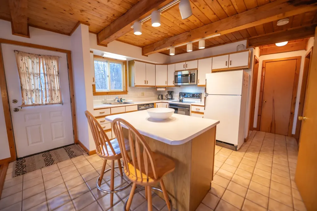 12 Lilla Lane Wilmington VT 05363