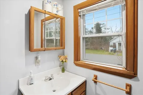 2 Wrisley Street Essex Junction VT 05452