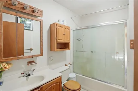 2 Wrisley Street Essex Junction VT 05452