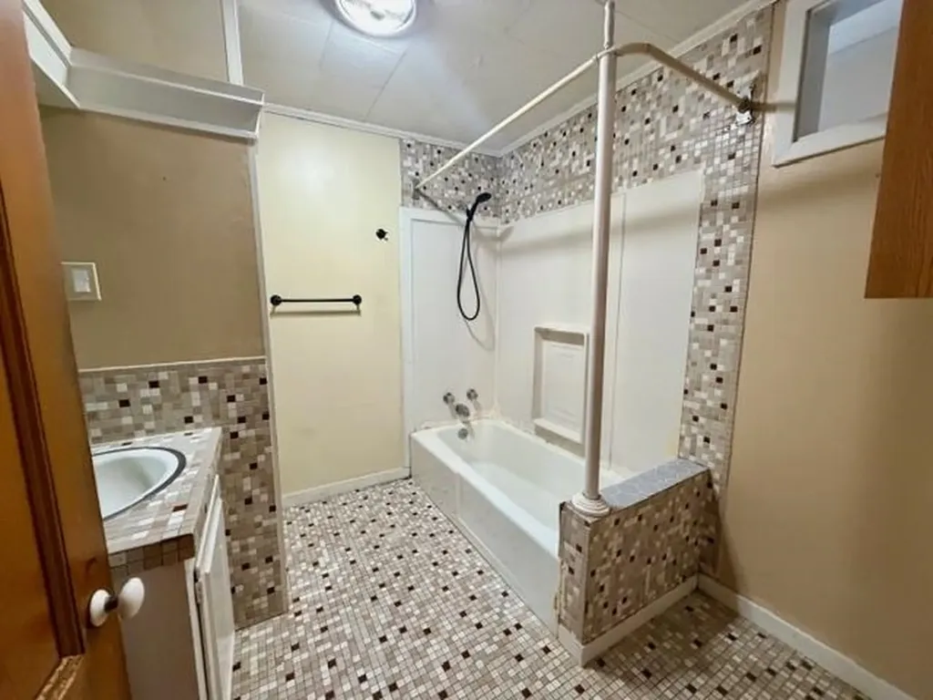 15 Alpine Street Gorham NH 03581