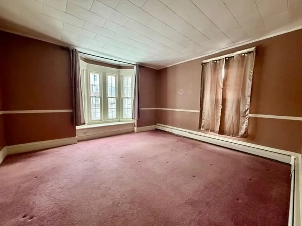 15 Alpine Street Gorham NH 03581