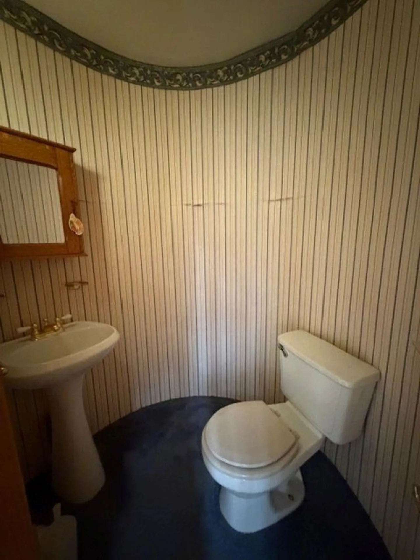 15 Alpine Street Gorham NH 03581