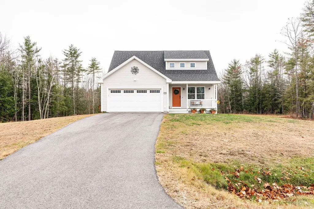 39 Ida Circle Rochester NH 03868