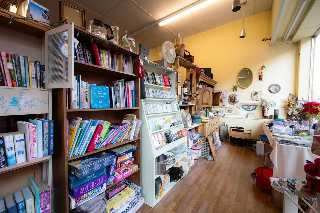 16 Tremont Street Claremont NH 03743