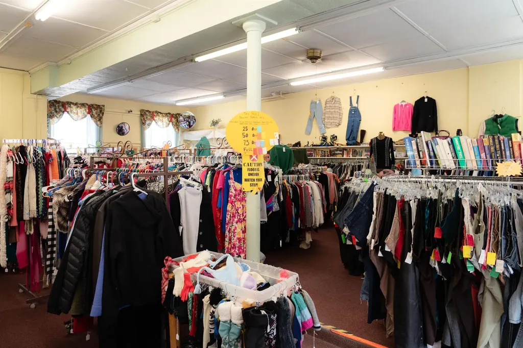 16 Tremont Street Claremont NH 03743