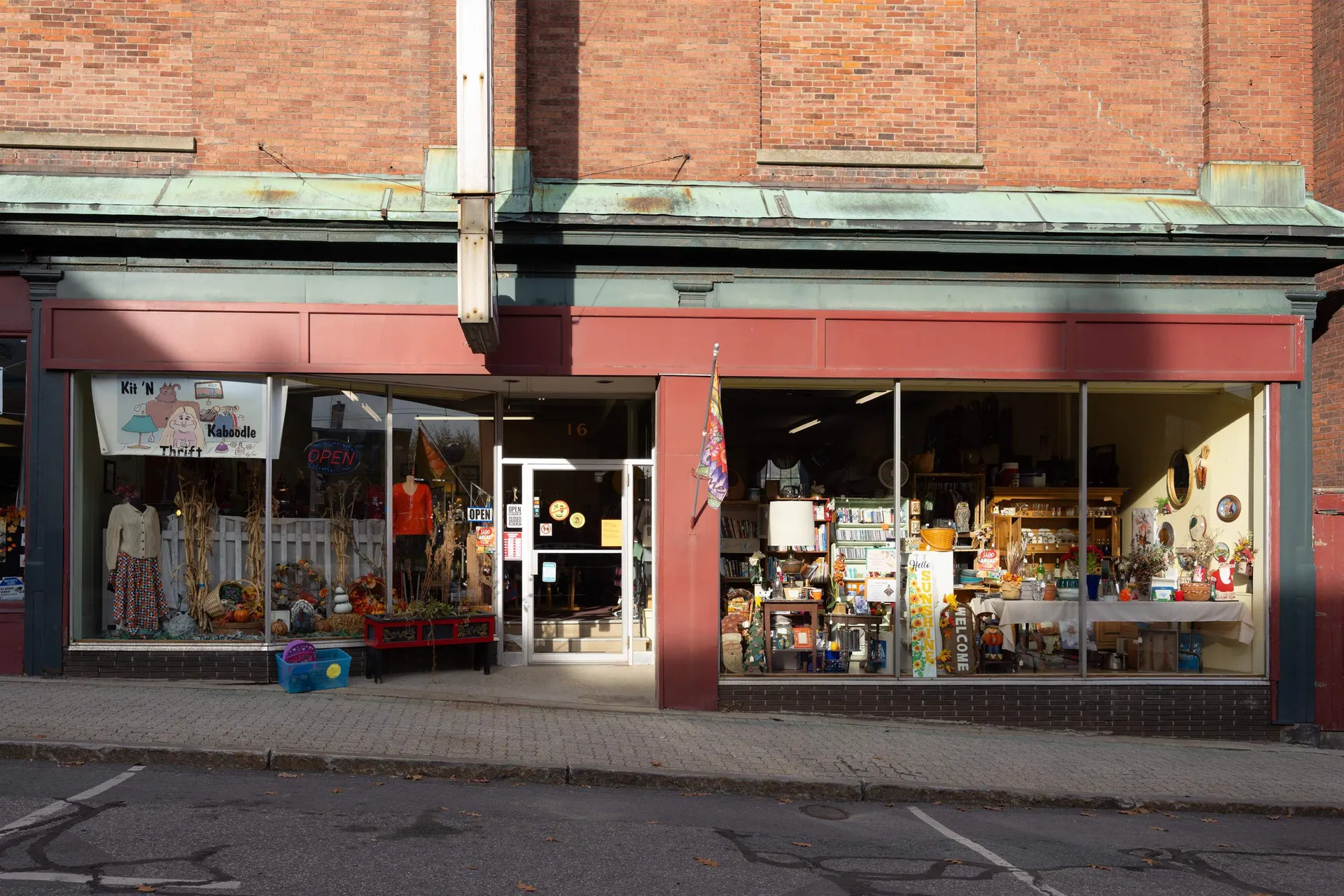 16 Tremont Street Claremont NH 03743