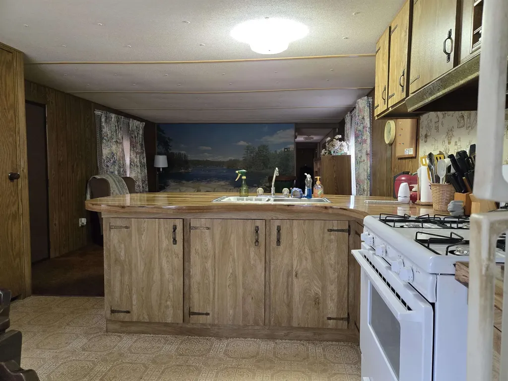 23 Liscomb Circle Gilford NH 03249