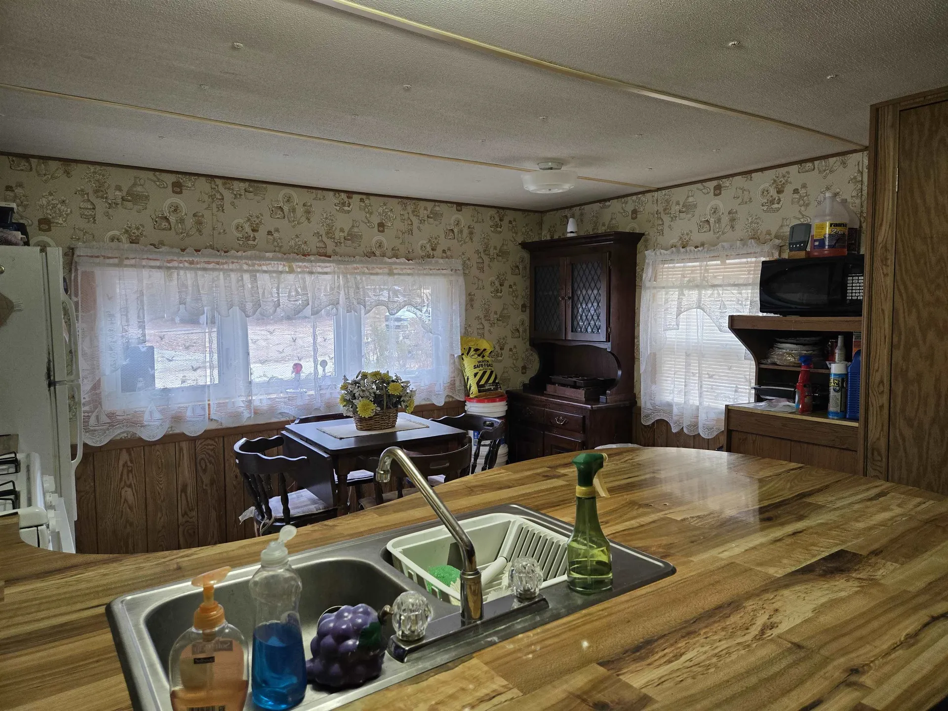 23 Liscomb Circle Gilford NH 03249