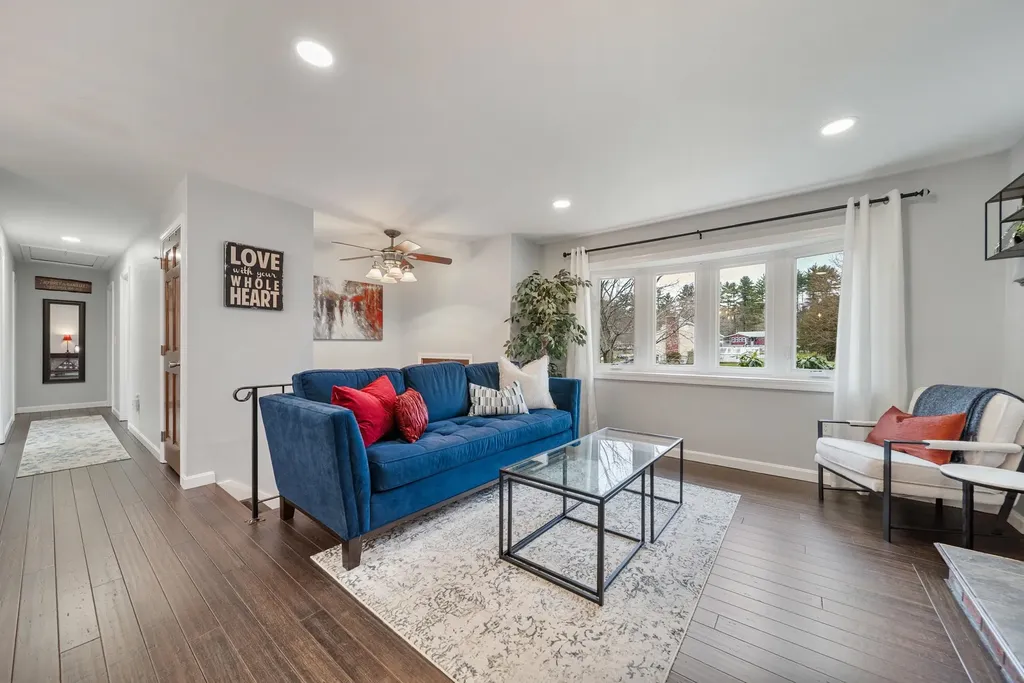 14 Silver Doe Lane Merrimack NH 03054