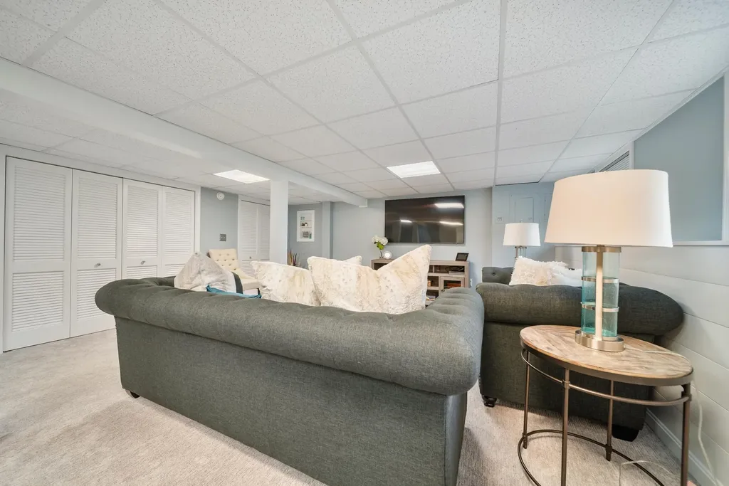 14 Silver Doe Lane Merrimack NH 03054