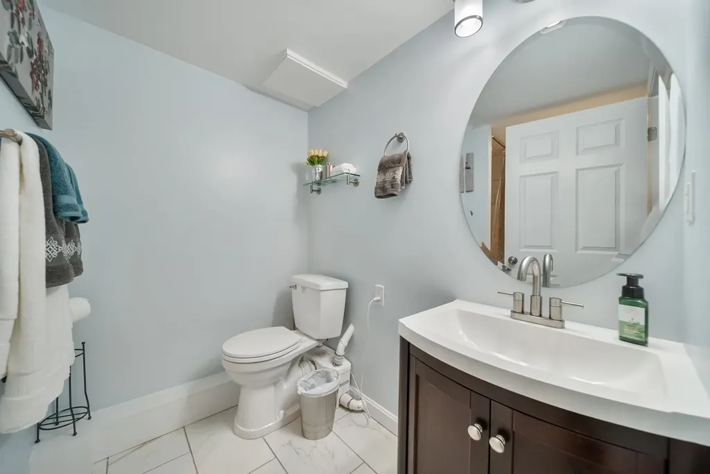 14 Silver Doe Lane Merrimack NH 03054