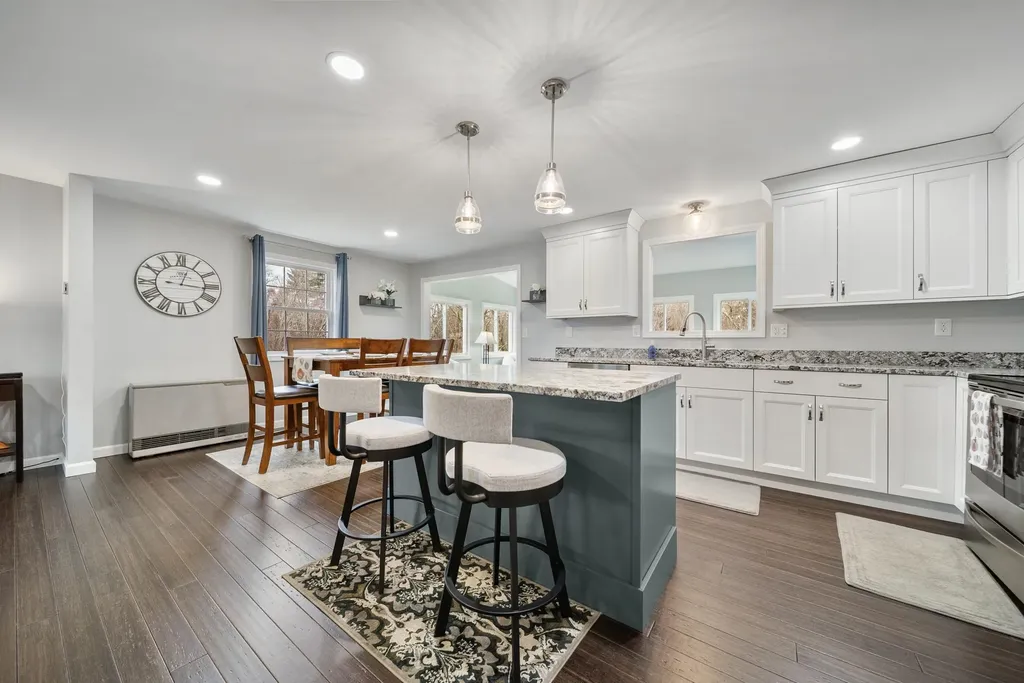 14 Silver Doe Lane Merrimack NH 03054