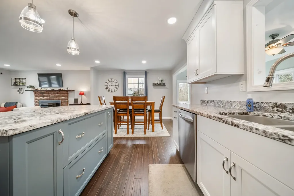 14 Silver Doe Lane Merrimack NH 03054