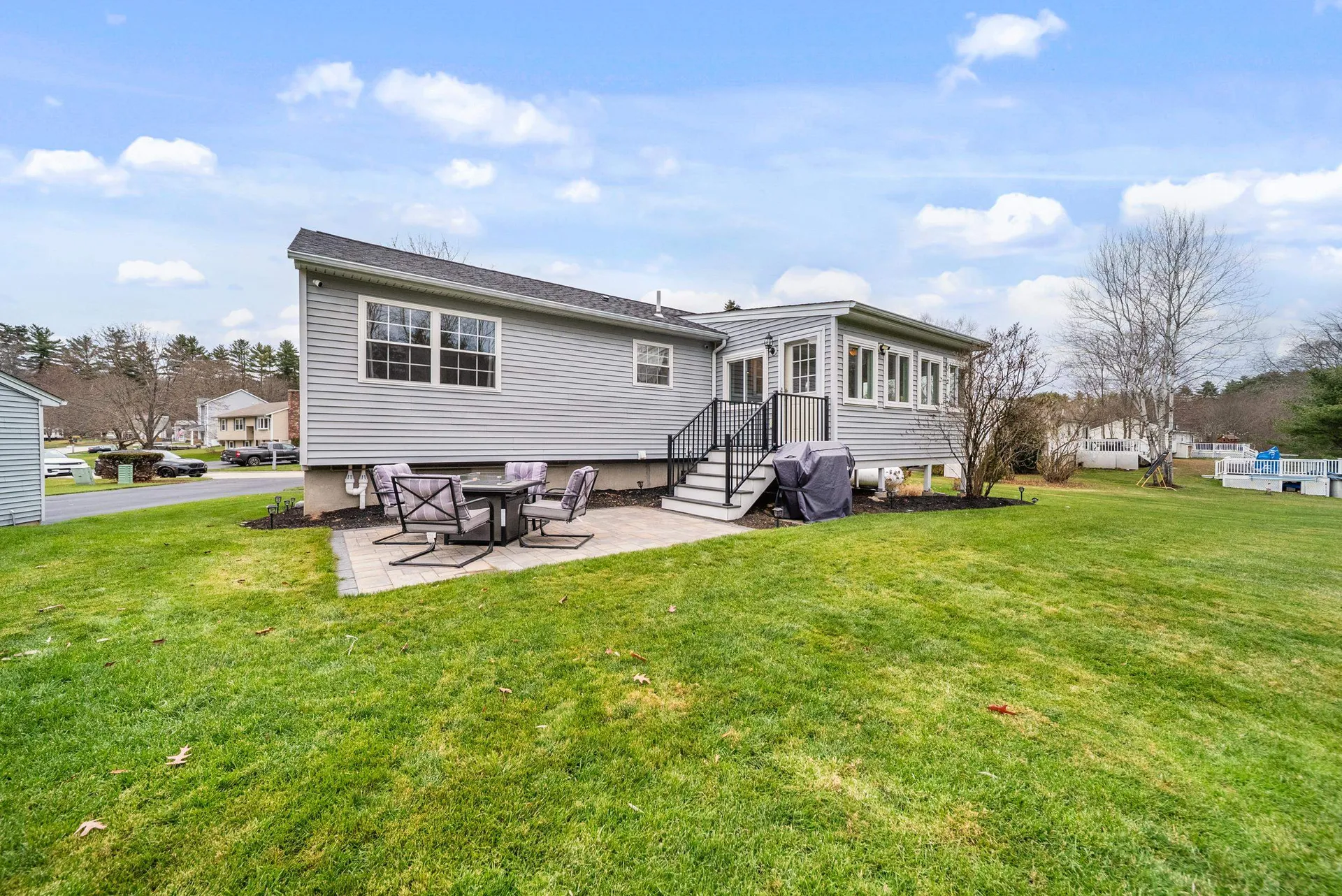 14 Silver Doe Lane Merrimack NH 03054