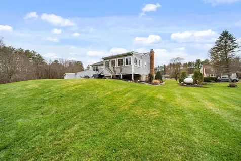 14 Silver Doe Lane Merrimack NH 03054