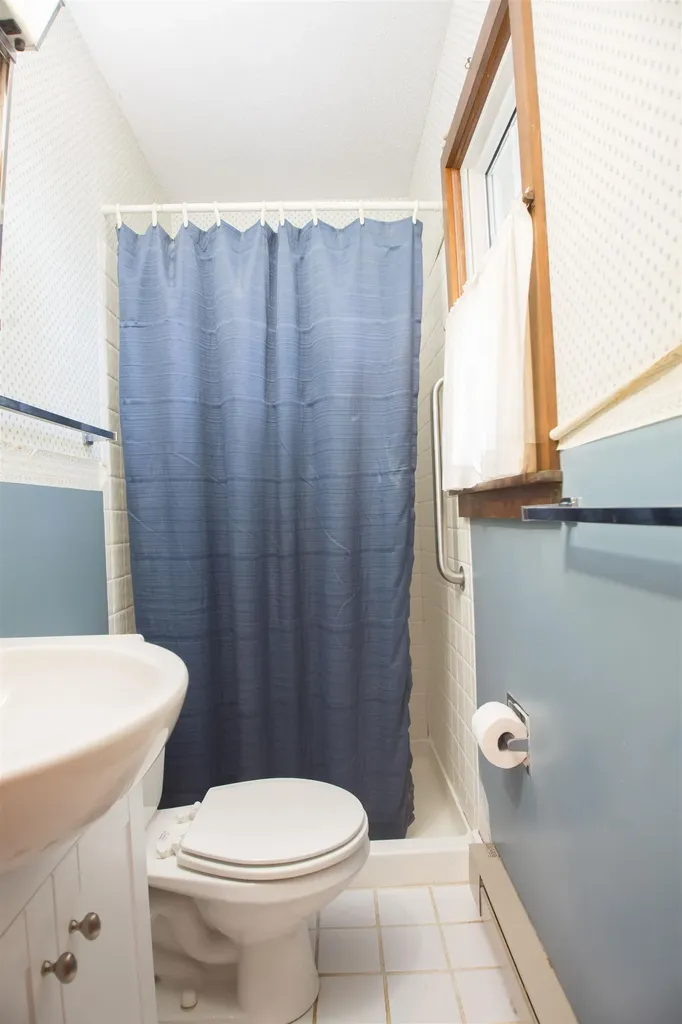 20 Andrews Avenue South Burlington VT 05403