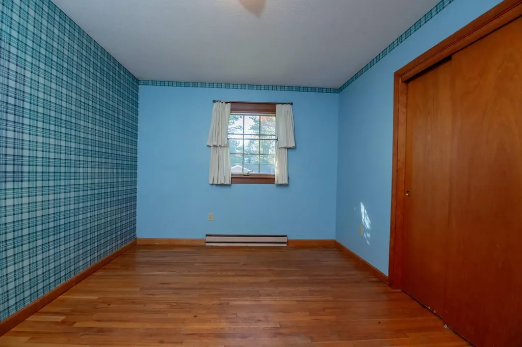 20 Andrews Avenue South Burlington VT 05403