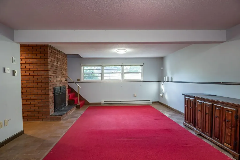 20 Andrews Avenue South Burlington VT 05403