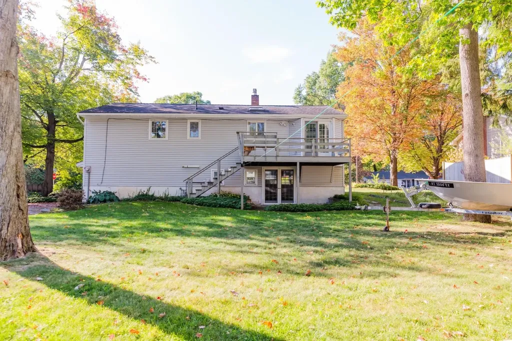 20 Andrews Avenue South Burlington VT 05403