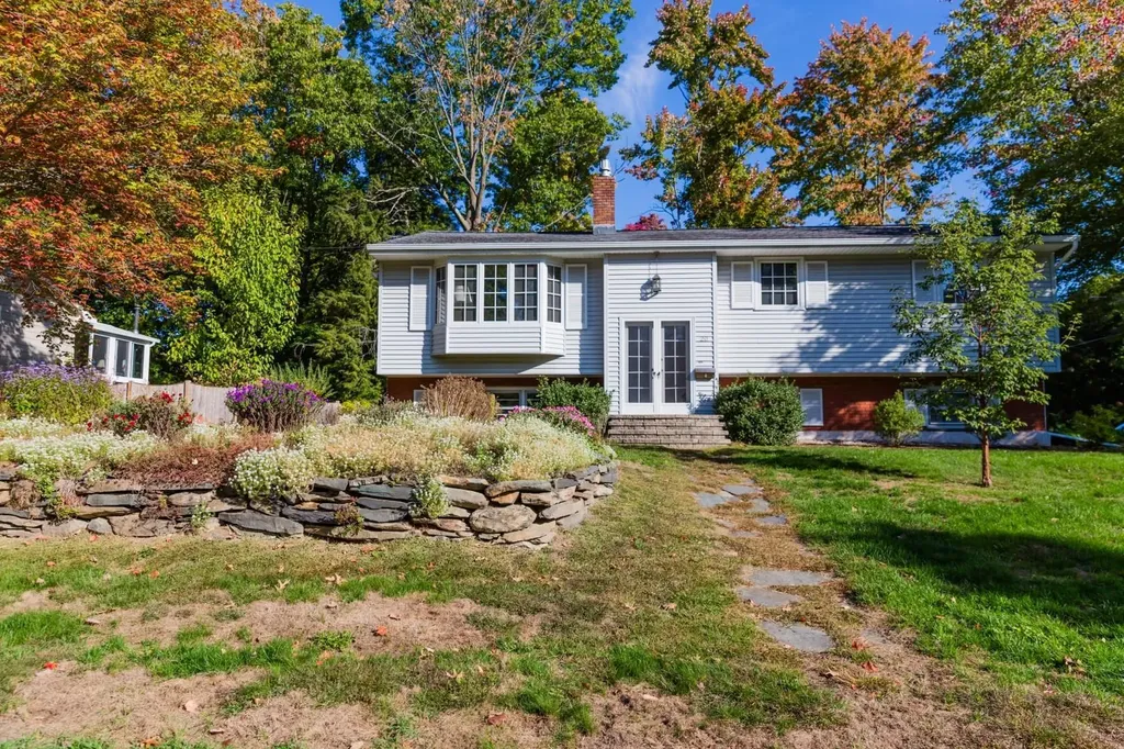 20 Andrews Avenue South Burlington VT 05403