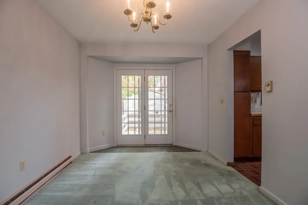 20 Andrews Avenue South Burlington VT 05403