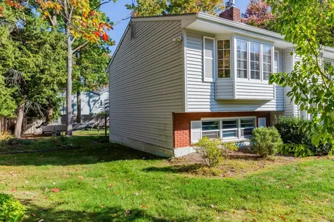 20 Andrews Avenue South Burlington VT 05403