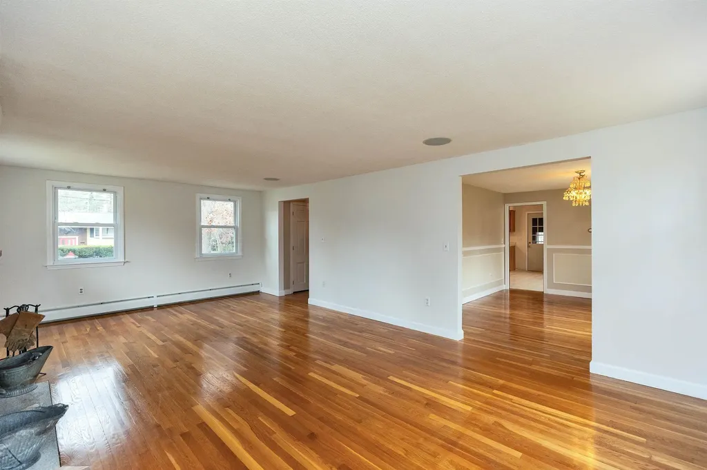 5 Fernwood Drive Merrimack NH 03054