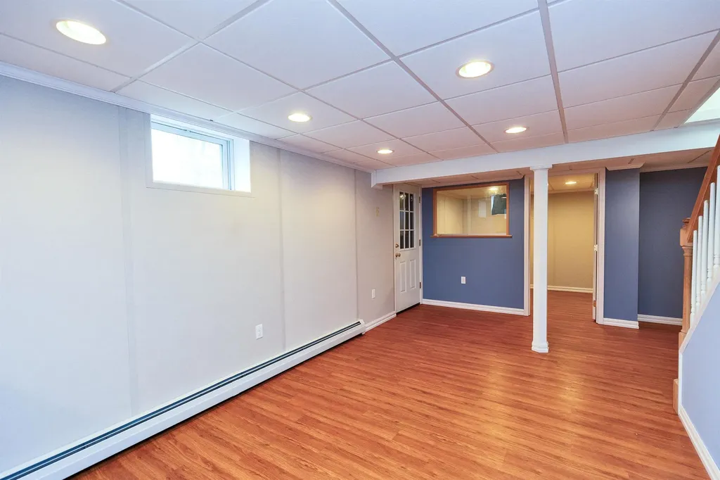 5 Fernwood Drive Merrimack NH 03054