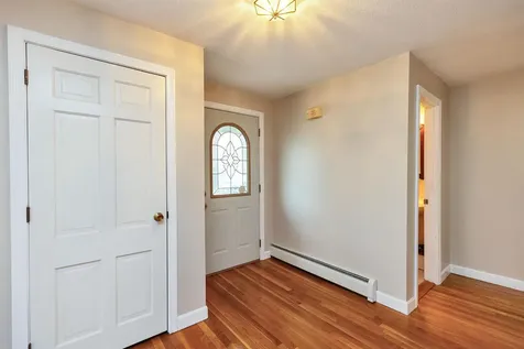 5 Fernwood Drive Merrimack NH 03054