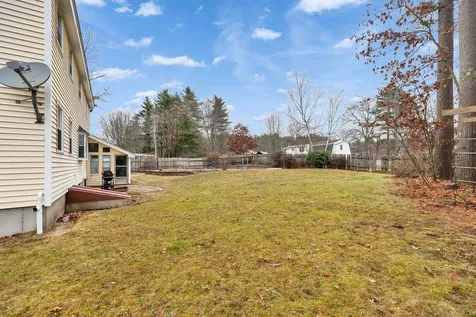 5 Fernwood Drive Merrimack NH 03054