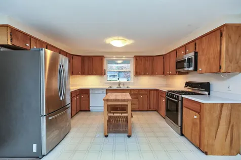 5 Fernwood Drive Merrimack NH 03054