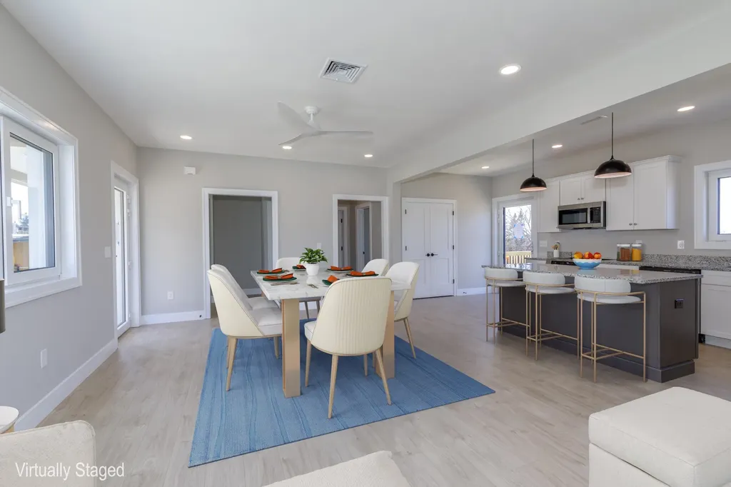 21 Windsor Lane Hudson NH 03051