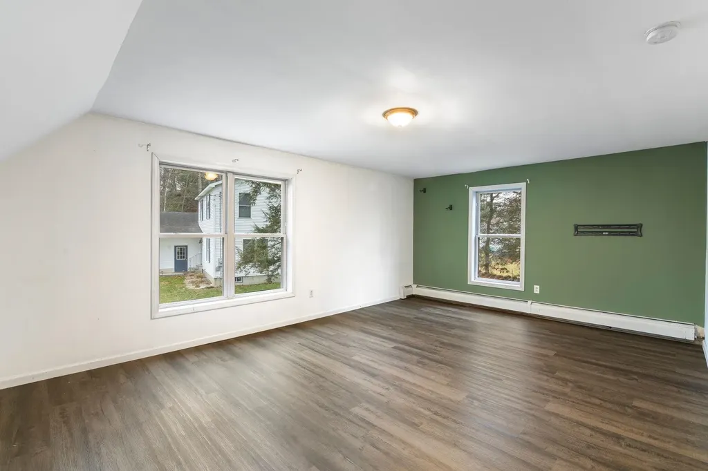 115 Country Hill Brattleboro VT 05301