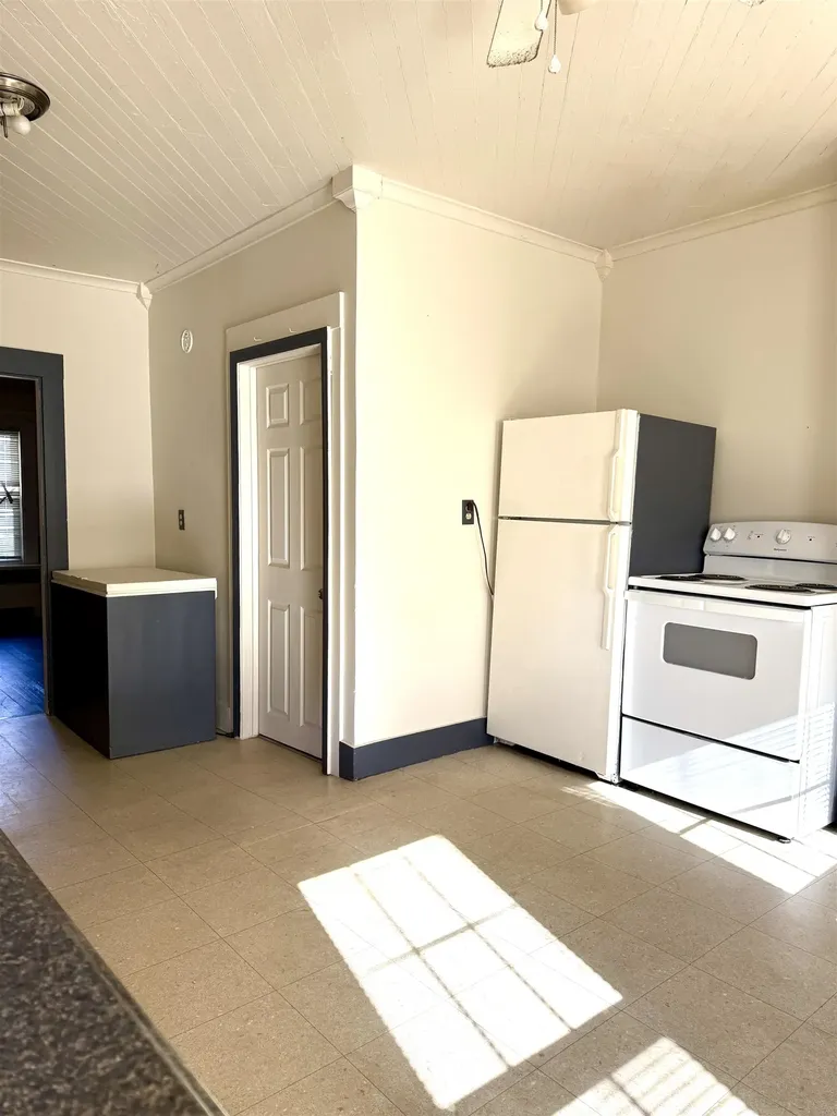 56 Jefferson Road Whitefield NH 03598